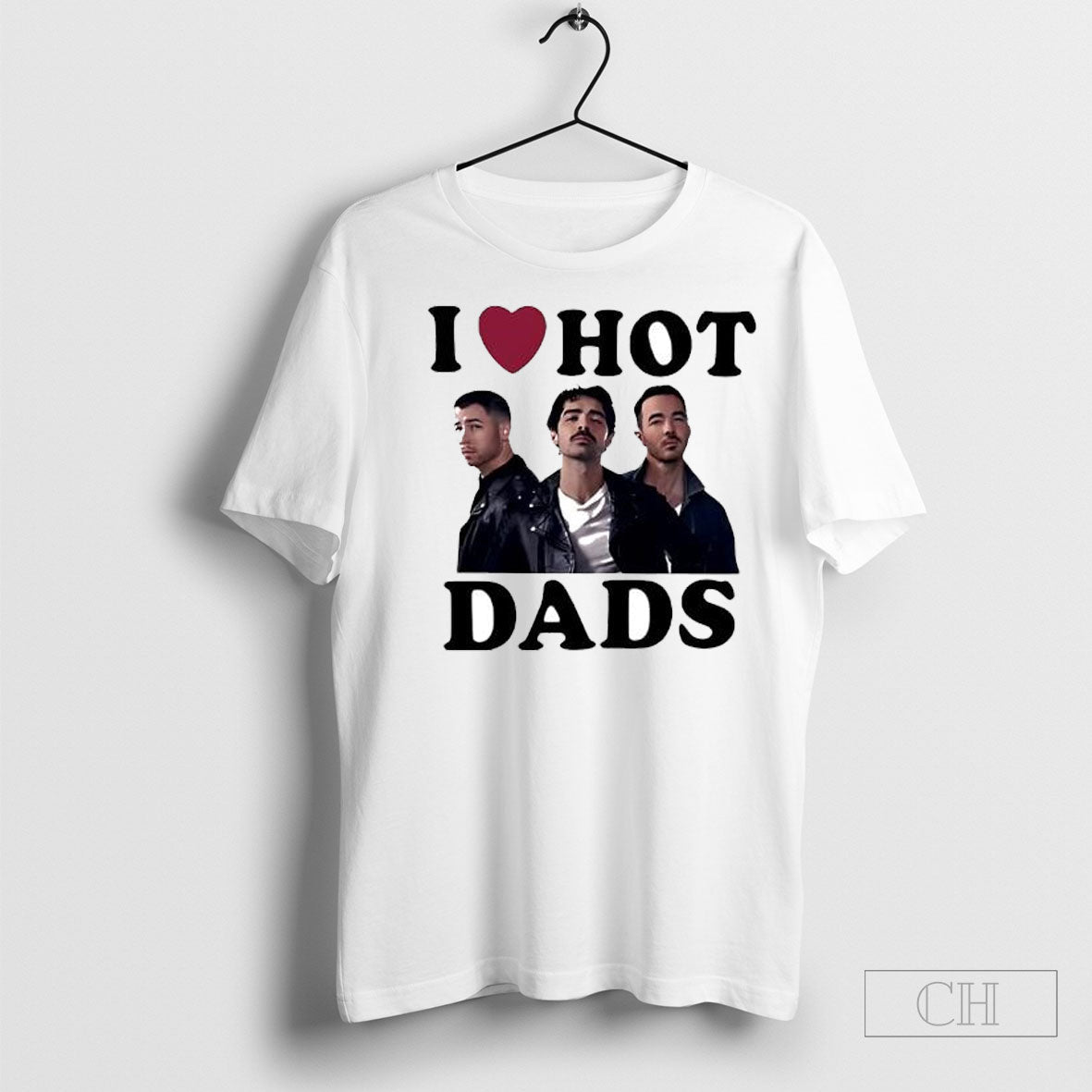 Jonas Brothers I Love Hot Dads Tee