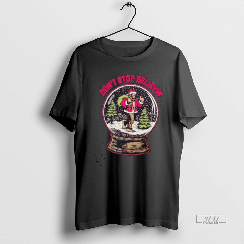 Limited Edition Santa Bigfoot Dont Stop Believin Christmas Tee Shirt Sweater