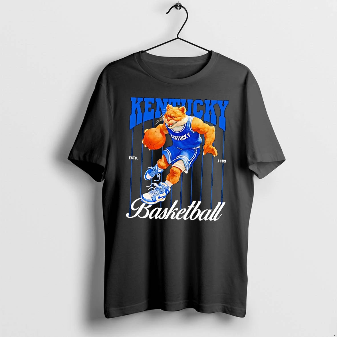 Officials Kentucky Basketball Wildcat Dribbling Black Premium T Shirt