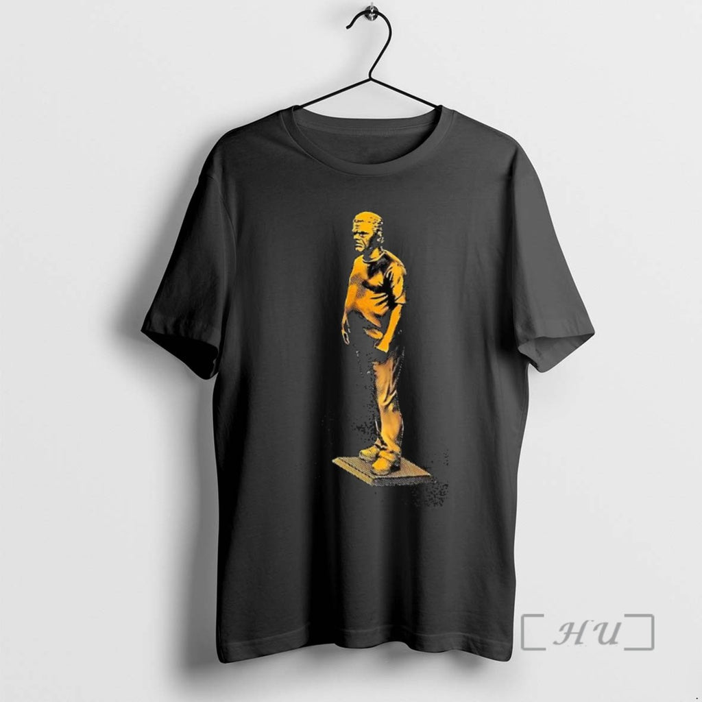 Officials Luis Guzman At Msg Yellow Statue Man T Shirt Sweater