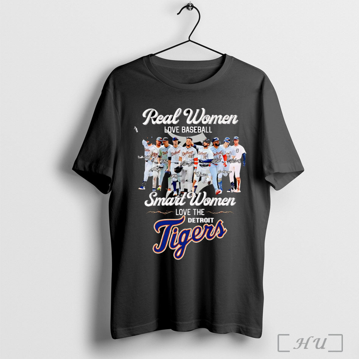 Officials Real Women Love Baseball Smart Women Love The Detroit Tigers Signatures Shirt Sweater