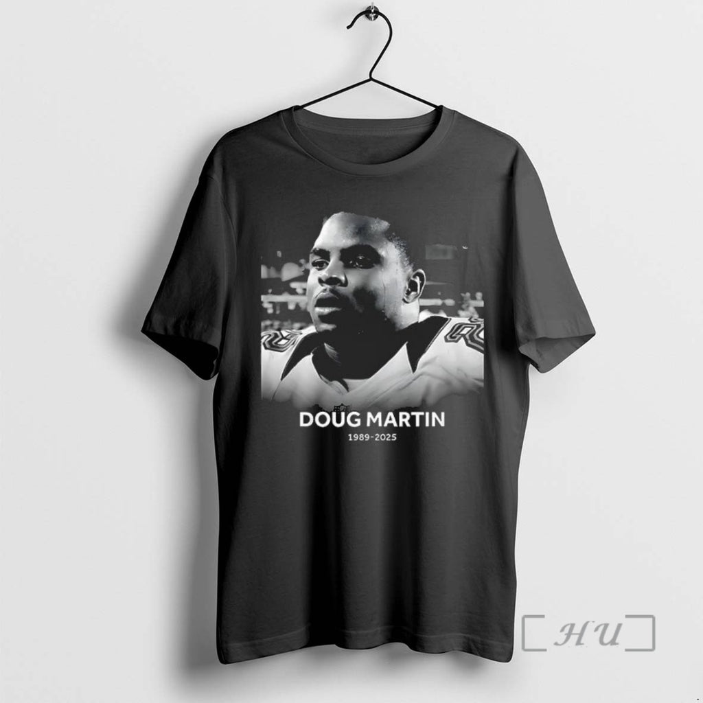 Officials Trending Best Doug Martin Rip 1989 2025 Tampa Bay Buccaneers Retro Tee Shirt Sweater