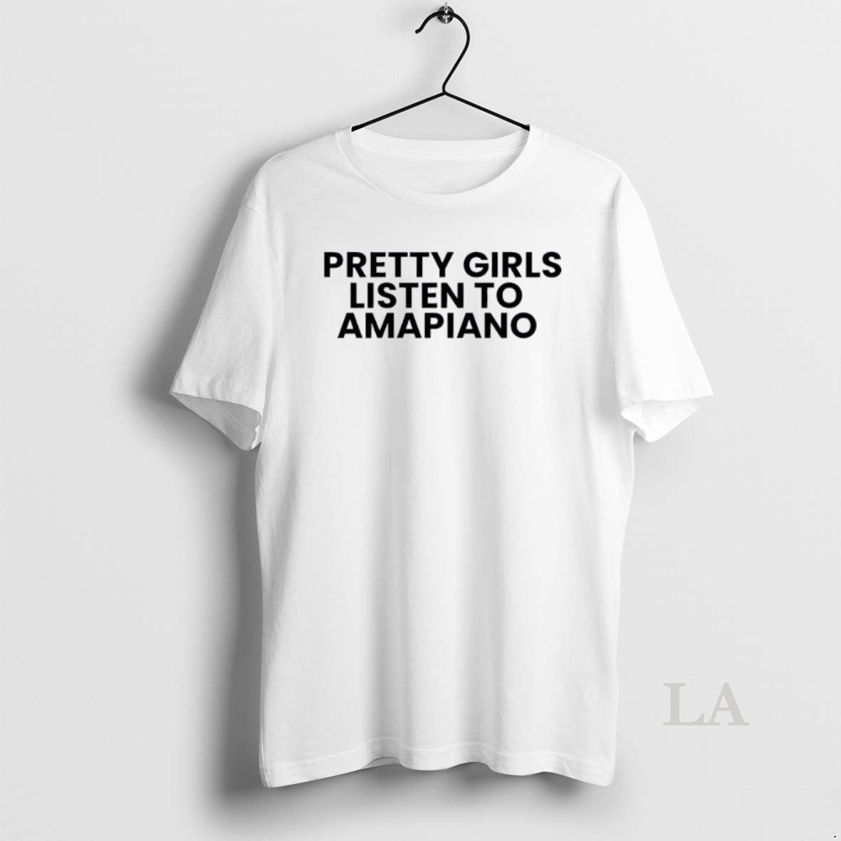 Original Pretty Girls Listen To Amapiano Text