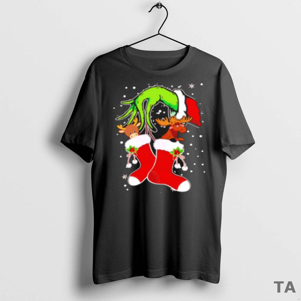 Top The Grinch Stole The Reindeer And The Moose Christmas T Shirt Sweater