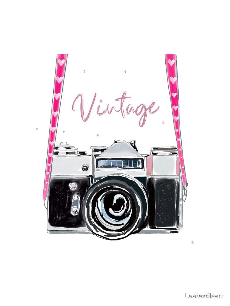 Pink vintage camera by Leatextileart