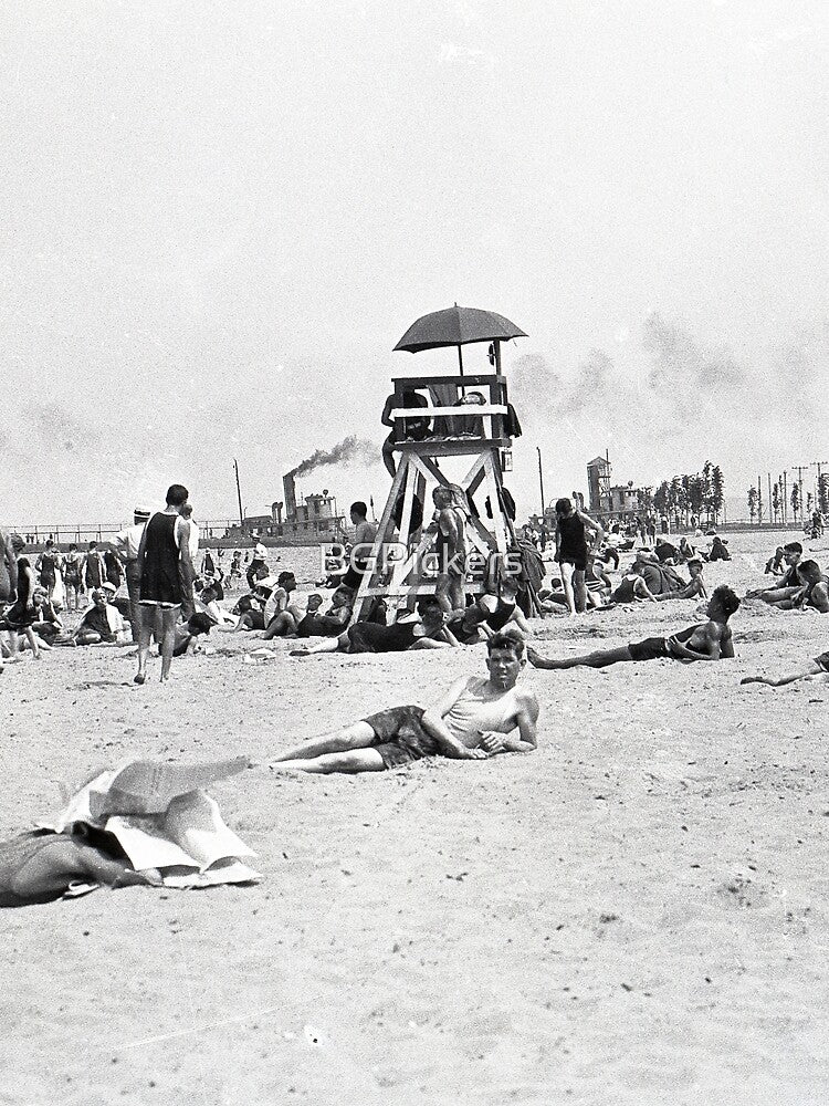 Vintage Beach by BGPickers
