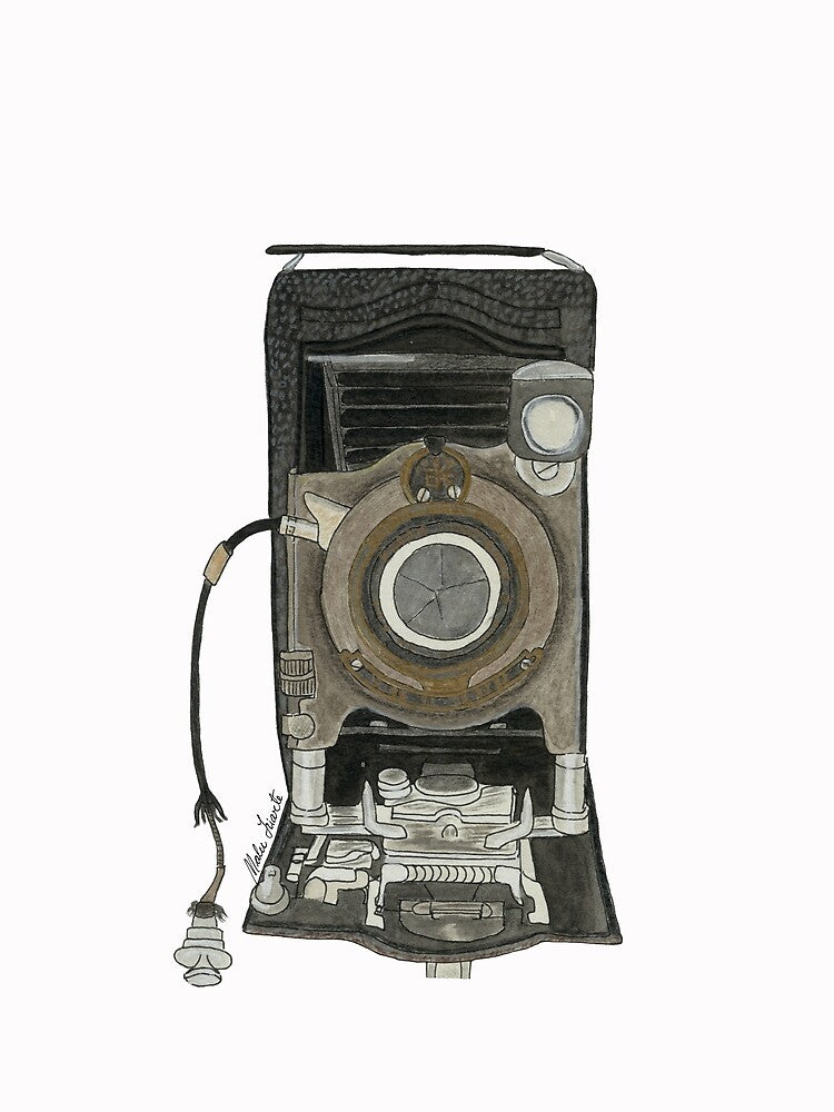 Watercolor Vintage Camera Illustration by Malu-Iriarte