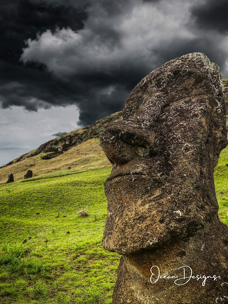 Easter Island Statue by oceandesignsfx