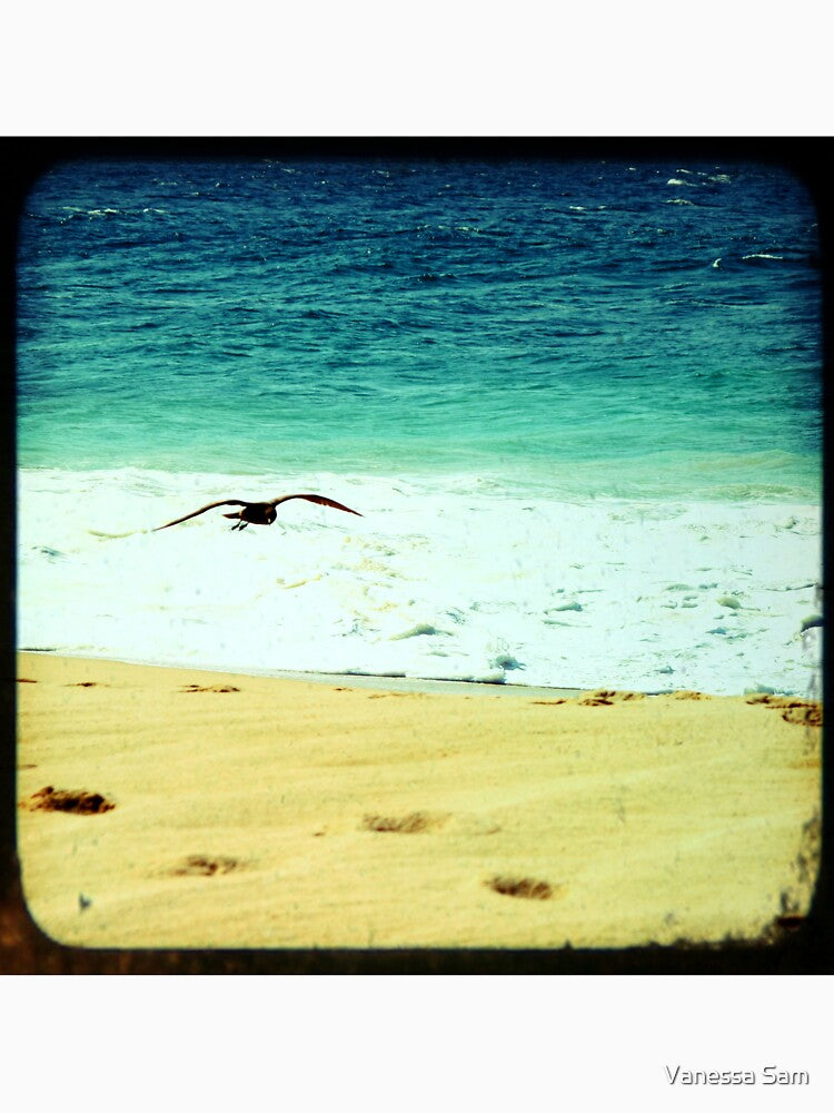 BEACH BLISS - Soaring by Vanessa Sam