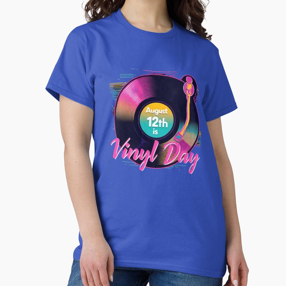 Colorful Tribute to Vinyl Records by Iuqiune